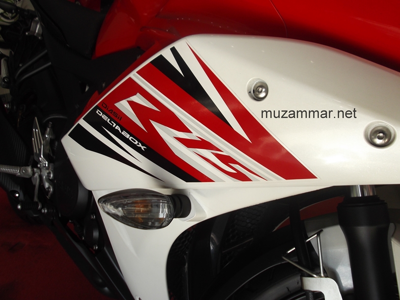 Confirmed . . Yamaha YZF R15 V2 sudah hadir di Medan . . . with photo gallery