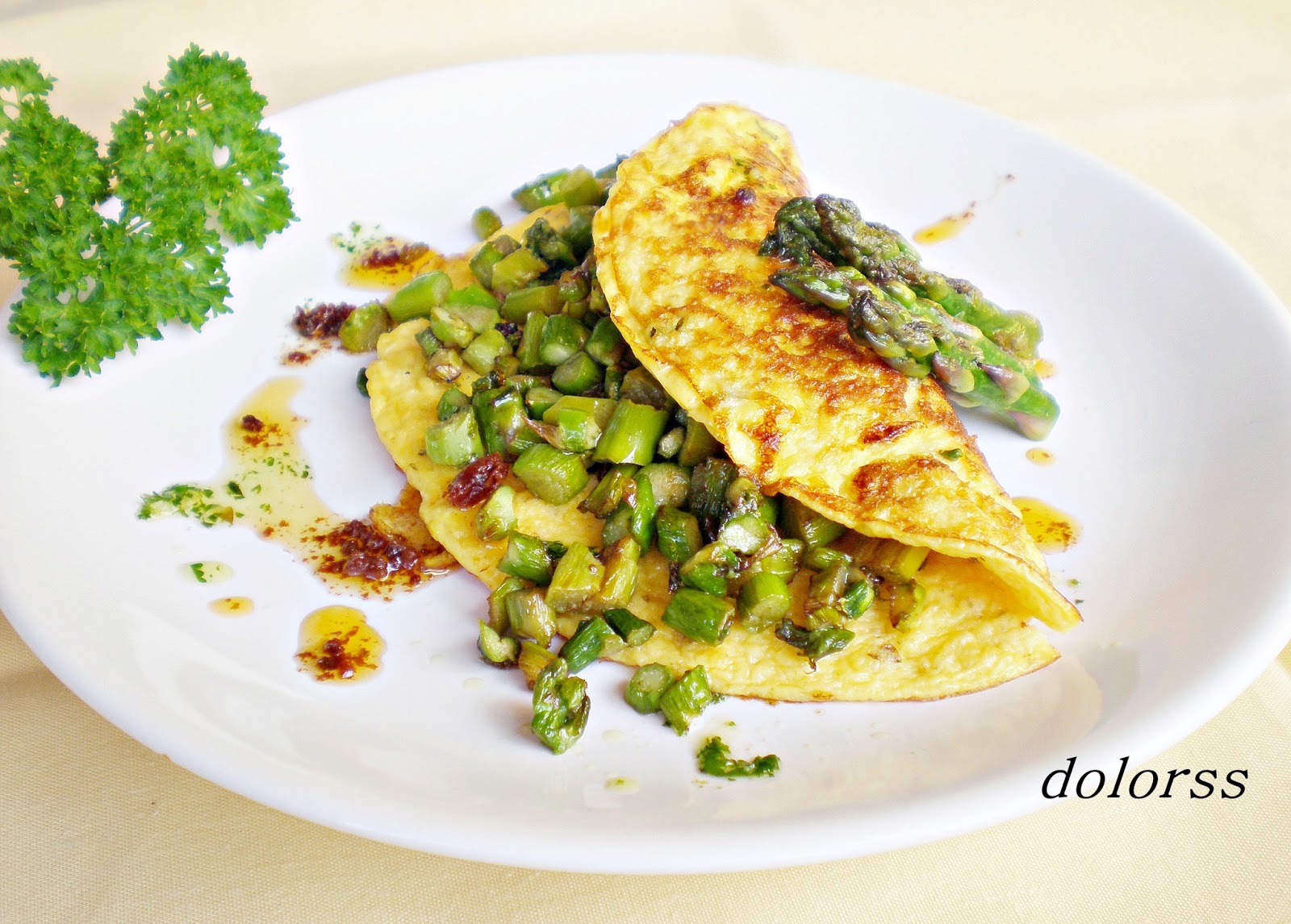 Blog de cuina de la dolorss Tortilla de espárragos trigueros con queso