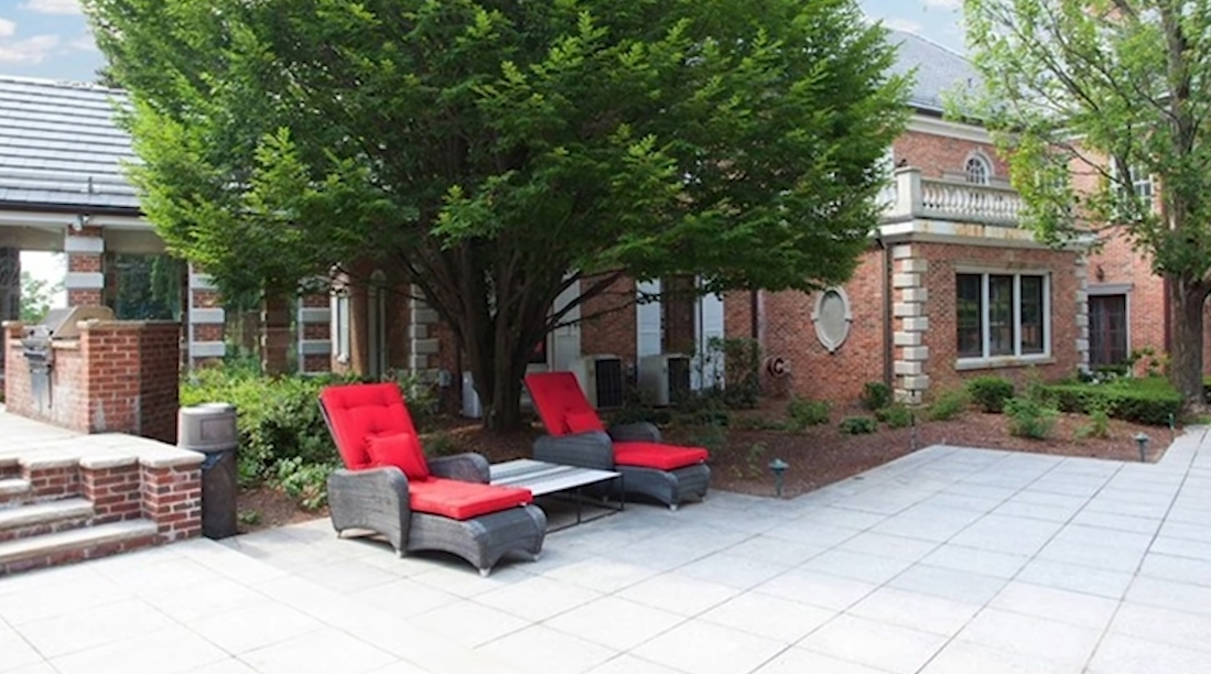 59 Interior Design Photos vs. Alicia Keys & Swizz Beats $20.8 Million Razor Luxury Mansion Tour