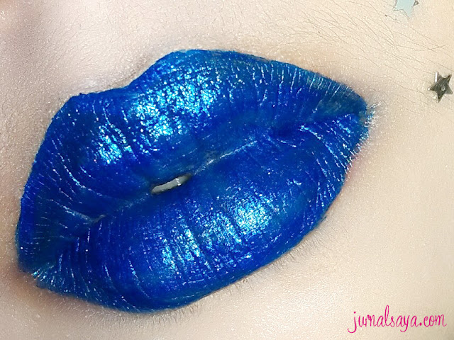 blue metallic lipstick