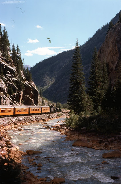 Durango and Silverton Narrow Gauge Railroad coloradoviews.filminspector.com