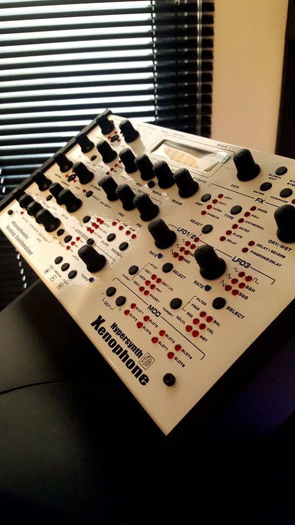 hypersynth-xenophone.jpg hypersynth-xenophone.jpg