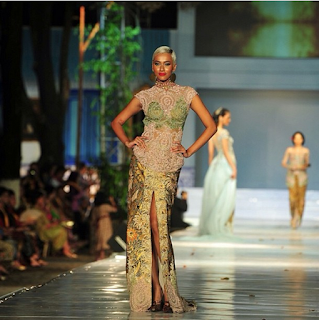 Model Kebaya Modern Anne Avantie Model Kebaya Modern Anne Avantie
