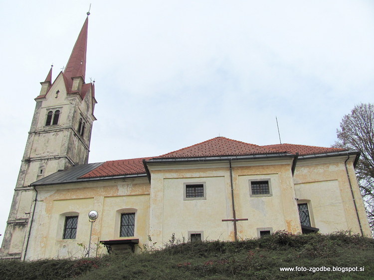 Žalostna gora nad Mokronogom, cerkev Žalostne Matere božje Slovenija, Dolenjska