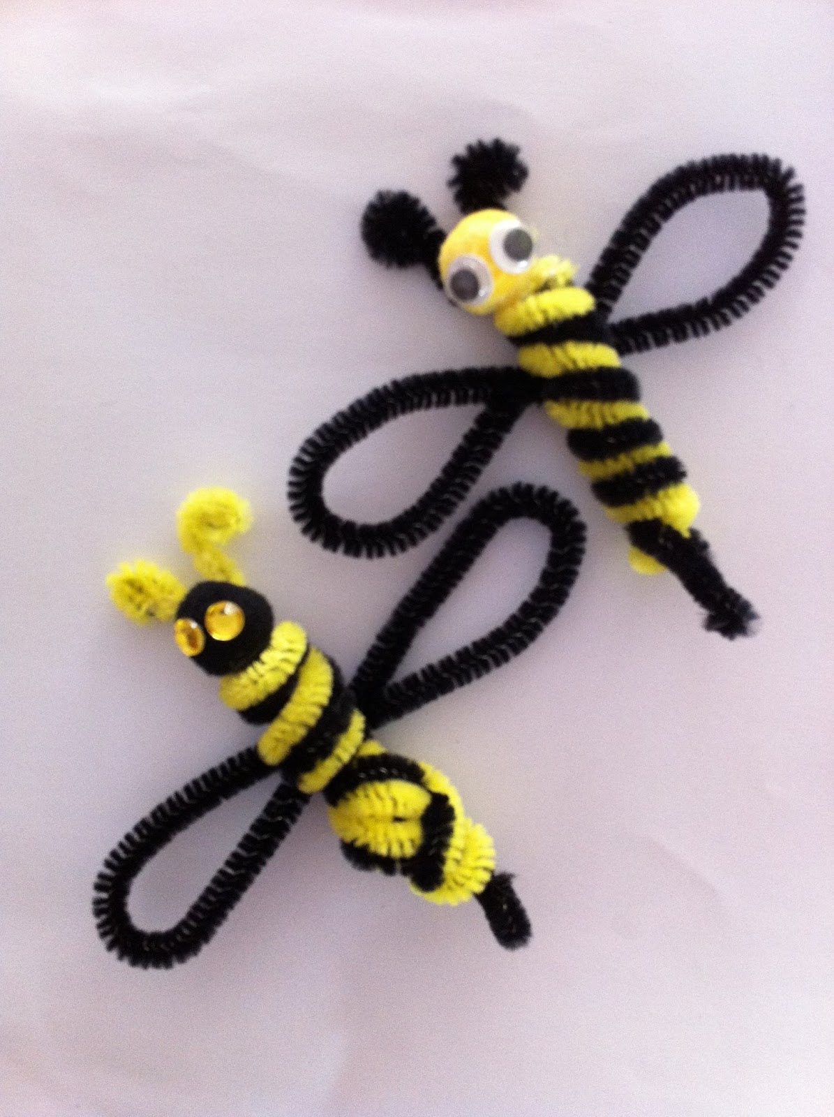 Kids Activities & Tips 4 Everyday PIPE CLEANER creatures