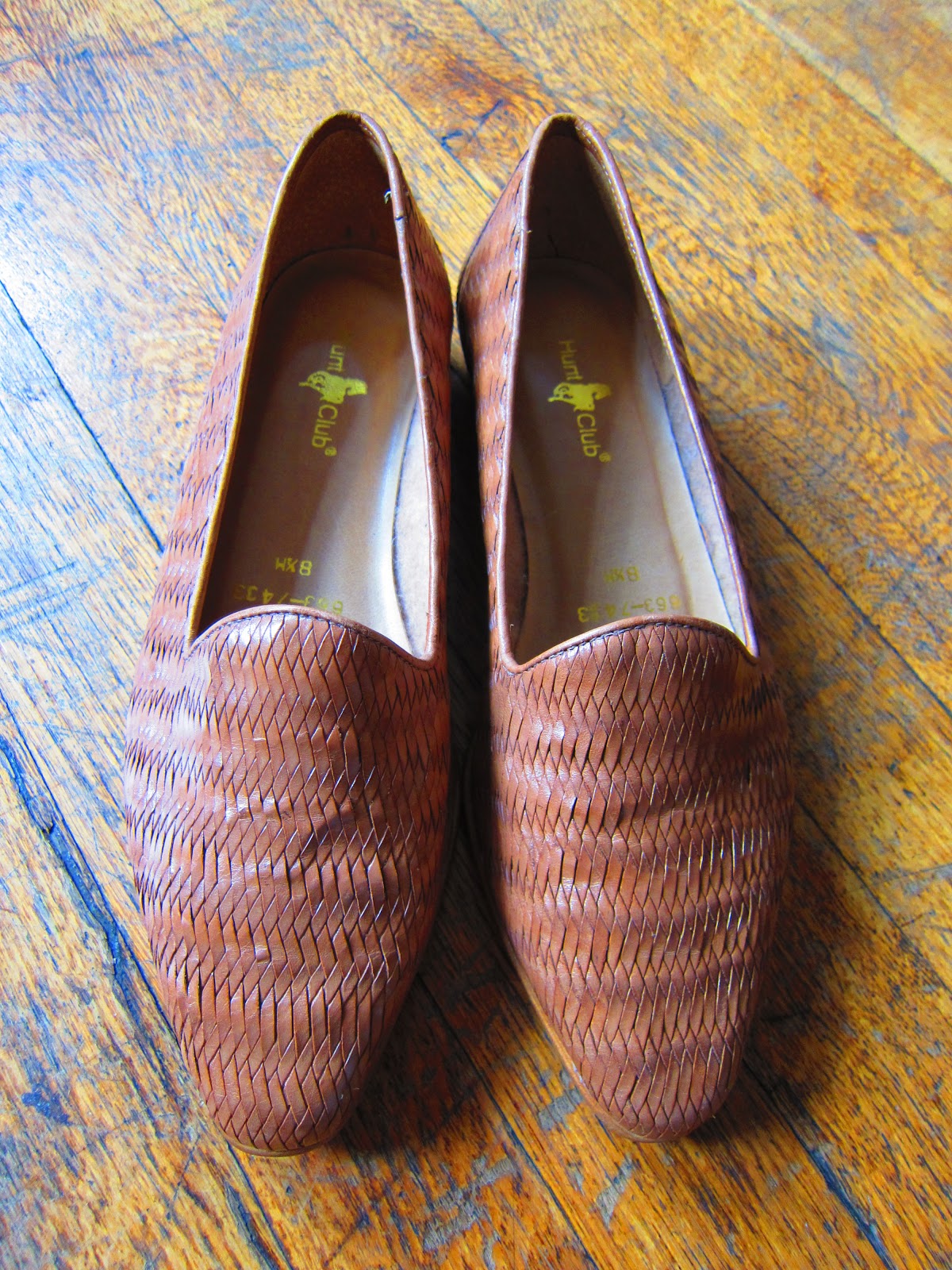 laws of general economy: Natural/ Tan woven leather flats