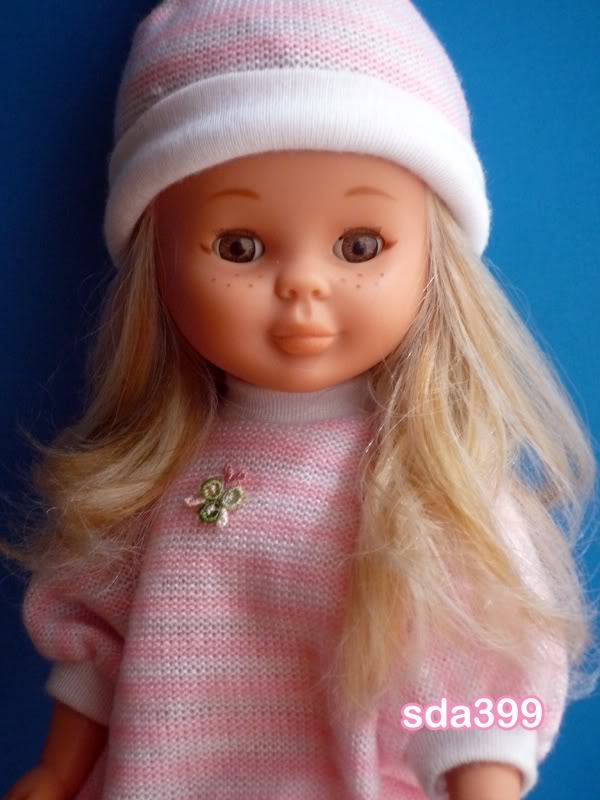 nancy jugando con mechas