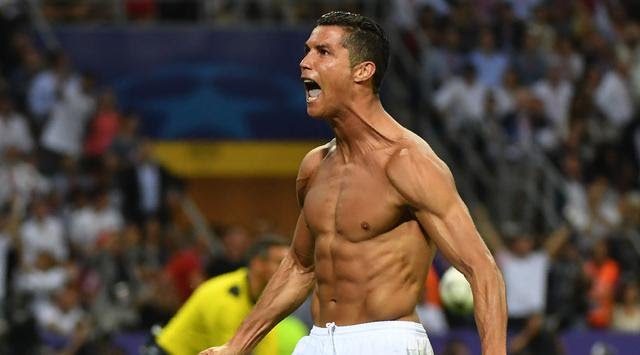 Cristiano Ronaldo dan Lionel Messi