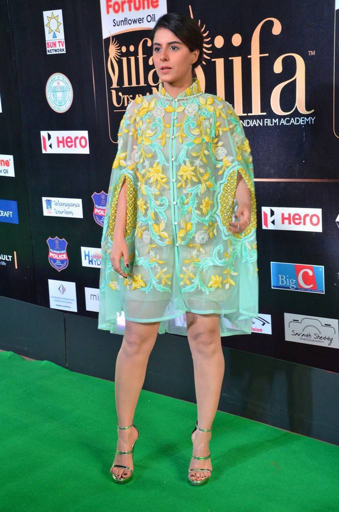 Actress Isha Talwar Images At IIFA Utsavam Awards 2017
