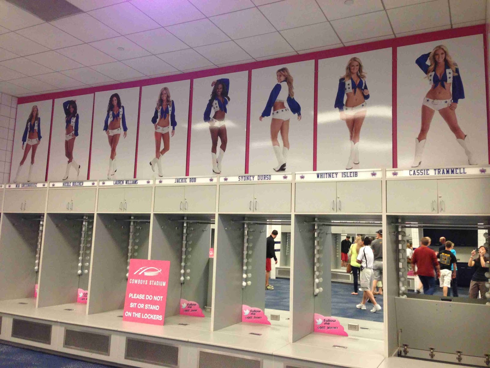 Cheerleader Locker Signs Xxx Porn Library