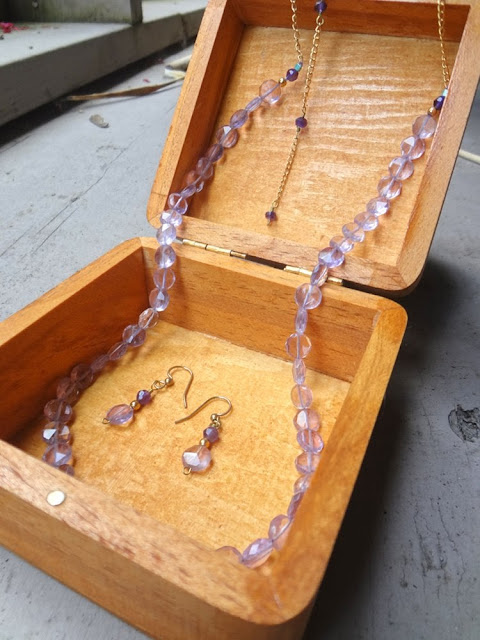 Amethyst jewelry set - necklace and earrings