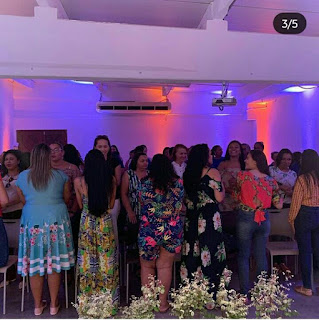 Dinâmica na palestra sobre ser mulher e se amar mais Dinâmica na palestra sobre ser mulher e se amar mais
