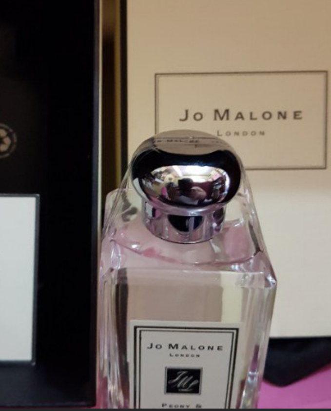 Fake Jo Malone Perfumes are Everywhere, Buyers Beware (a.k.a. tips on how to spot the fake ones)