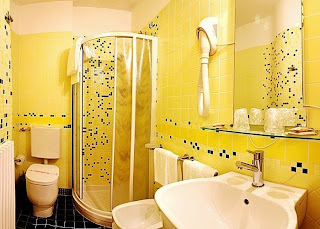 Baños color amarillo - Colores en Casa