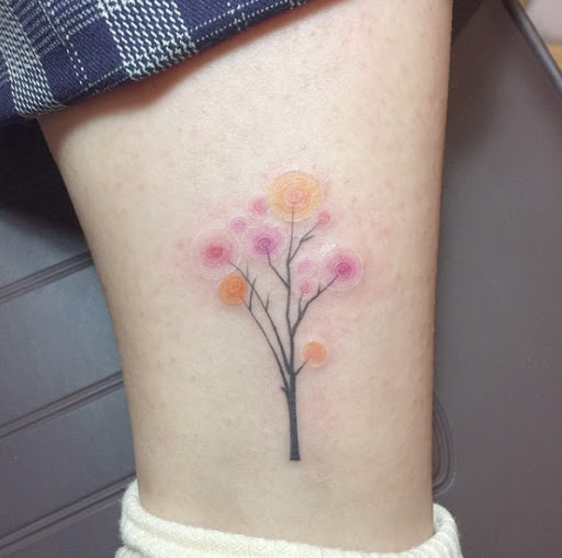 Esta linda tornozelo tat