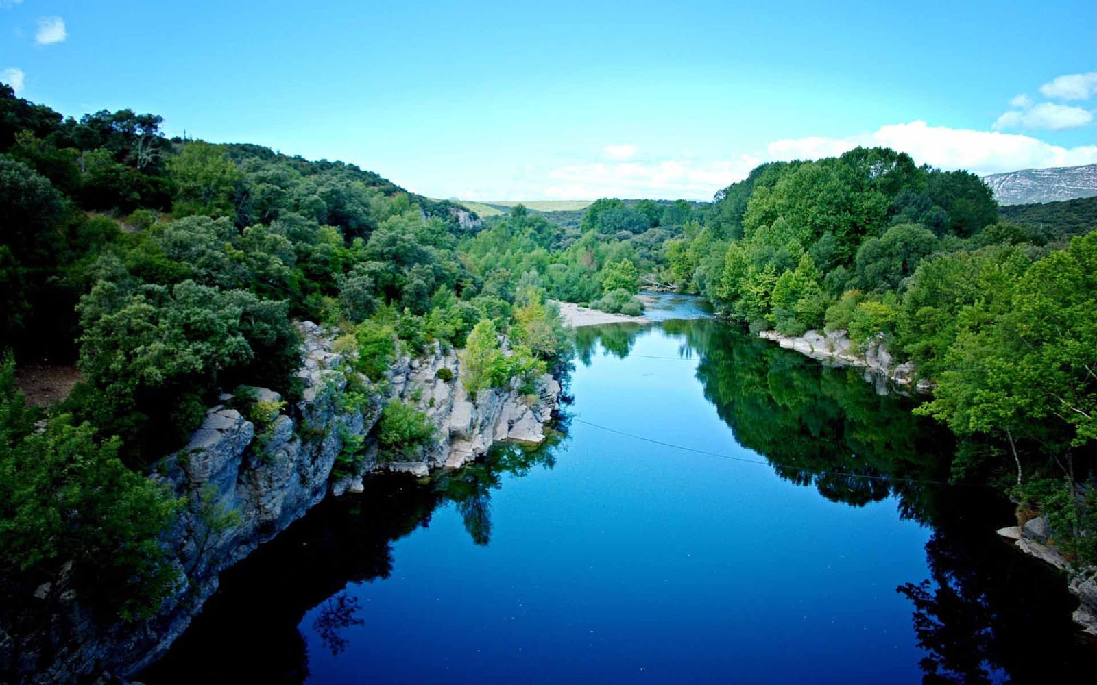6946720-calm-river.jpg