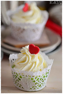 decoración para cupcakes- mini wrappers cupcakes- printable cupcake wrapper- cae decorating
