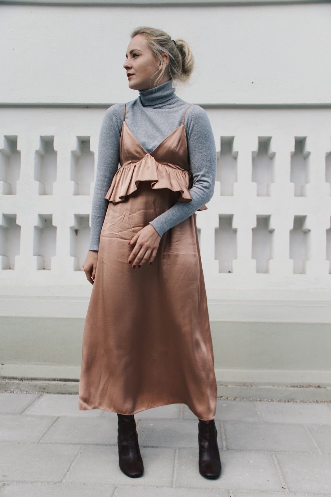 Turtleneck // Slip dress - Fashion–picture