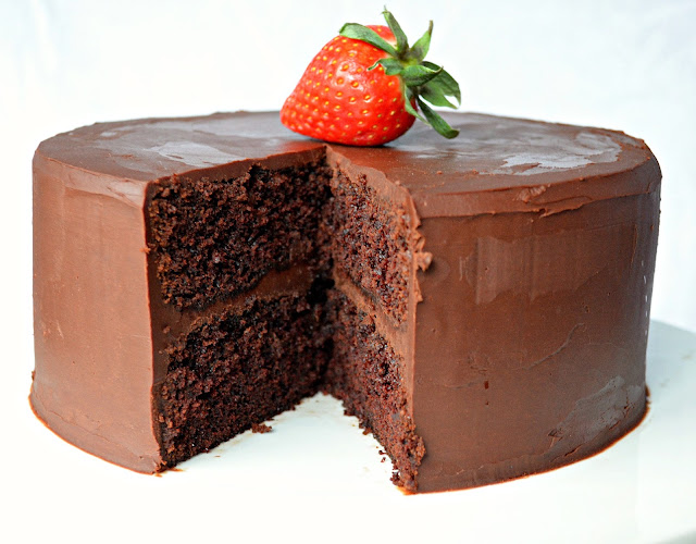 Moist-Chocolate-Cake-With-Ganache-Frosting-Strawberry.jpg