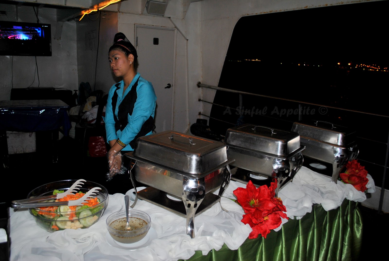 A Sinful Appetite MANILA BAY CRUISE BUFFET DINNER by Prestige Cruises Inc.