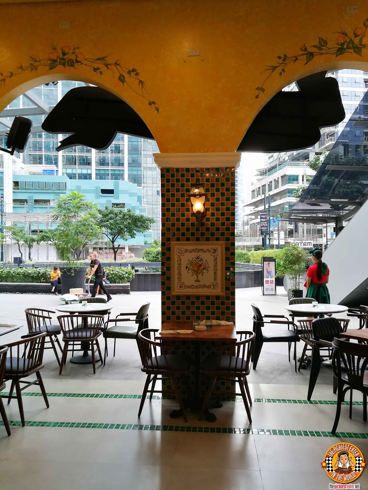 THE PICKIEST EATER IN THE WORLD AN ITALIAN FEAST AT MAMMA MIA, UPTOWN