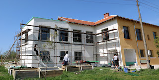 The building is looking so much better now The building is looking so much better now