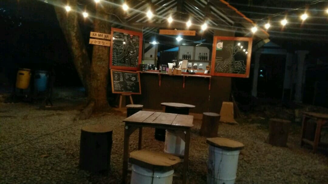 Nongkrong Asik di Cafe Purwakarta - KA MA NA Coffe Nongkrong Asik di Cafe Purwakarta - KA MA NA Coffe