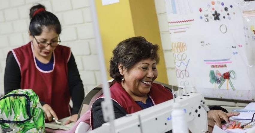 Fundación Romero otorgarán 100 mil becas para capacitar a peruanos afectados por emergencia Fundación Romero otorgarán 100 mil becas para capacitar a peruanos afectados por emergencia
