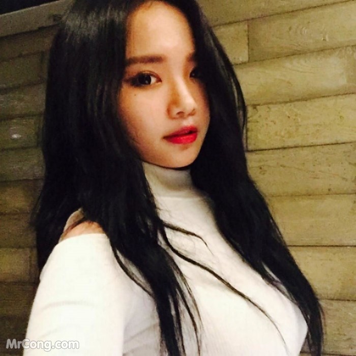 Yu Han (jeee622) Hot girl famous huge breasts social network (684 pictures)