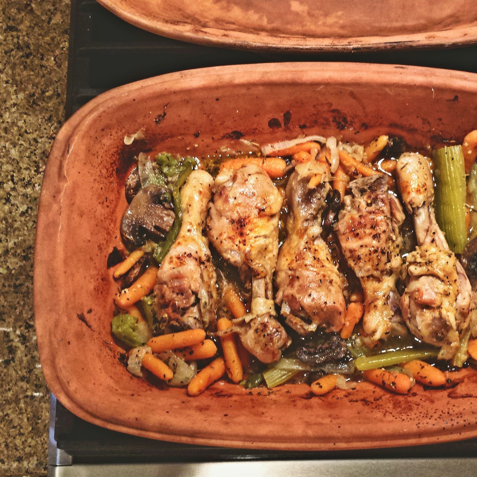 Southern Spin Römertopf Chicken Drumsticks and Vegetables