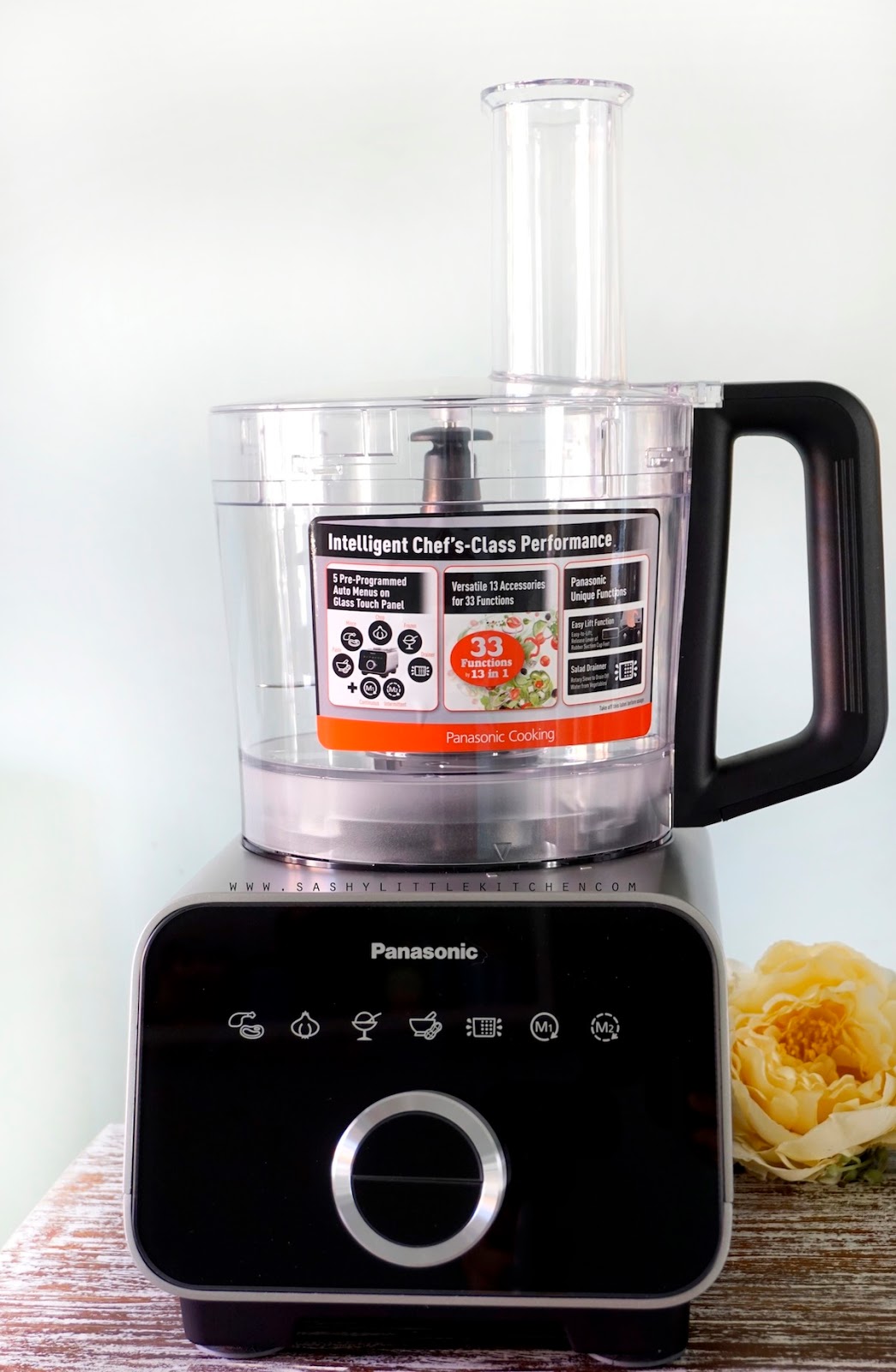 Jatuh Hati pada Si Sexy Panasonic Food Processor MKF800 Sashy Little
