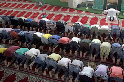 Materi 8 Khutbah Jumat Terbaru Keniscayaan Budaya Islam 1 Materi Khutbah Jumat Terbaru Keniscayaan Budaya Islam 2