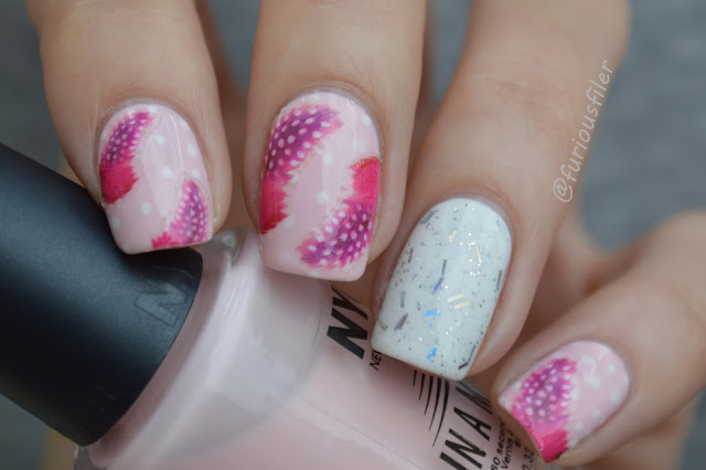 #31dc2015 delicate pink feather sticker nails