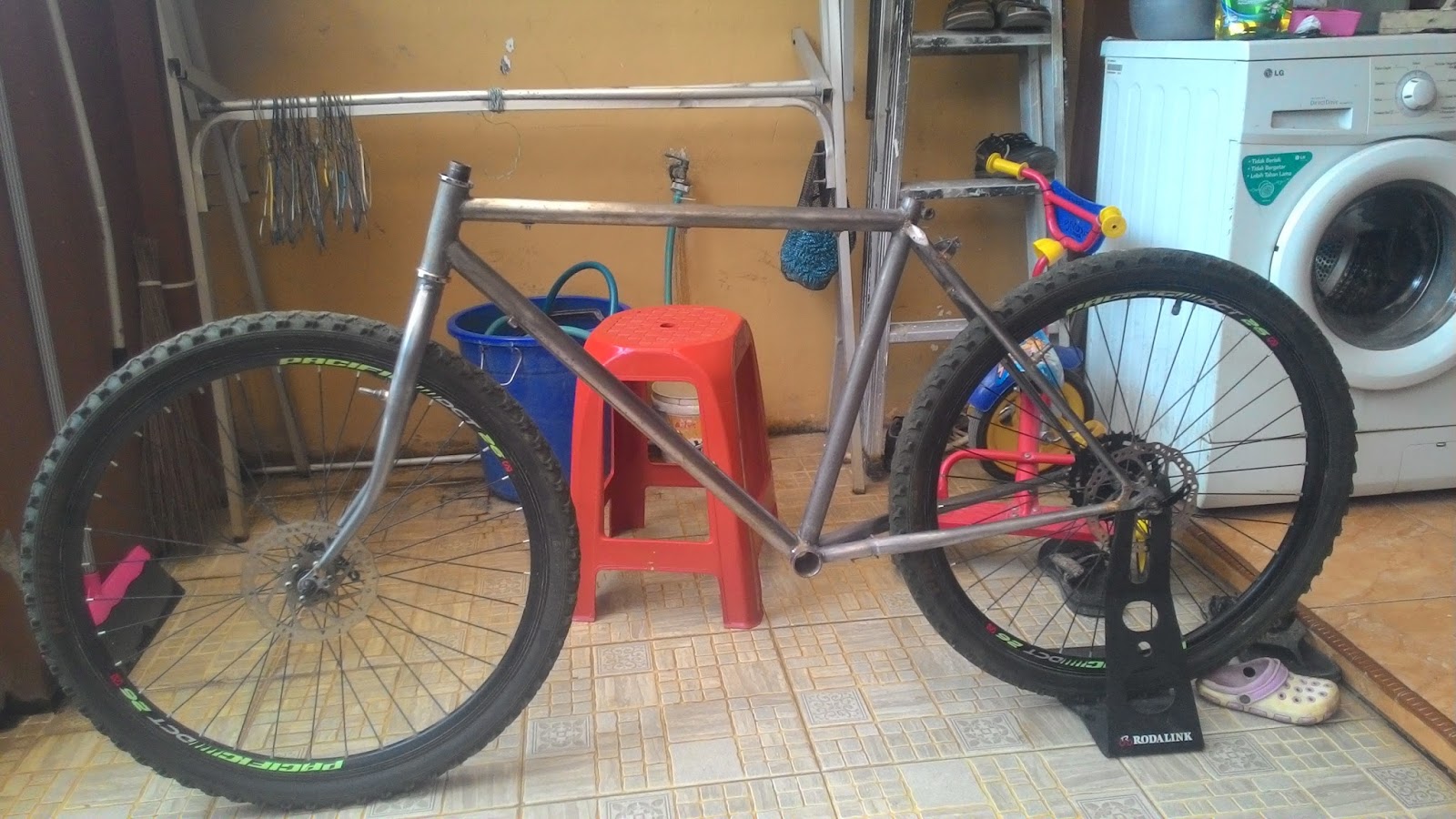 Proses Rebuild Federal : Tahap 1 - Repaint | Hidup Ini Indah