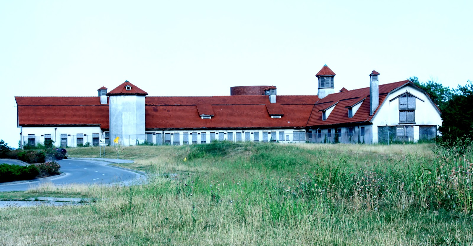 jerrysgloriasrvtravels Camping at the Famous Longview Farm