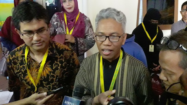 Buni Yani Tuding Hakim Lebih Percaya Pendukung Ahok Buni Yani Tuding Hakim Lebih Percaya Pendukung Ahok