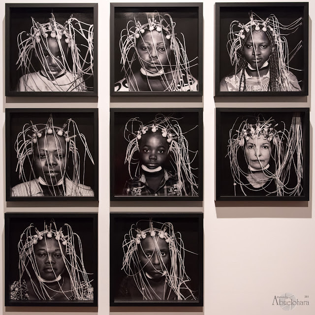 Autorretrato en sesión de Sismoterapia en Kinshasa. Mujeres y niñas víctimas de género en El Congo. Locura - 2016. Fotografia_Tabacalera_IsabelMuñoz