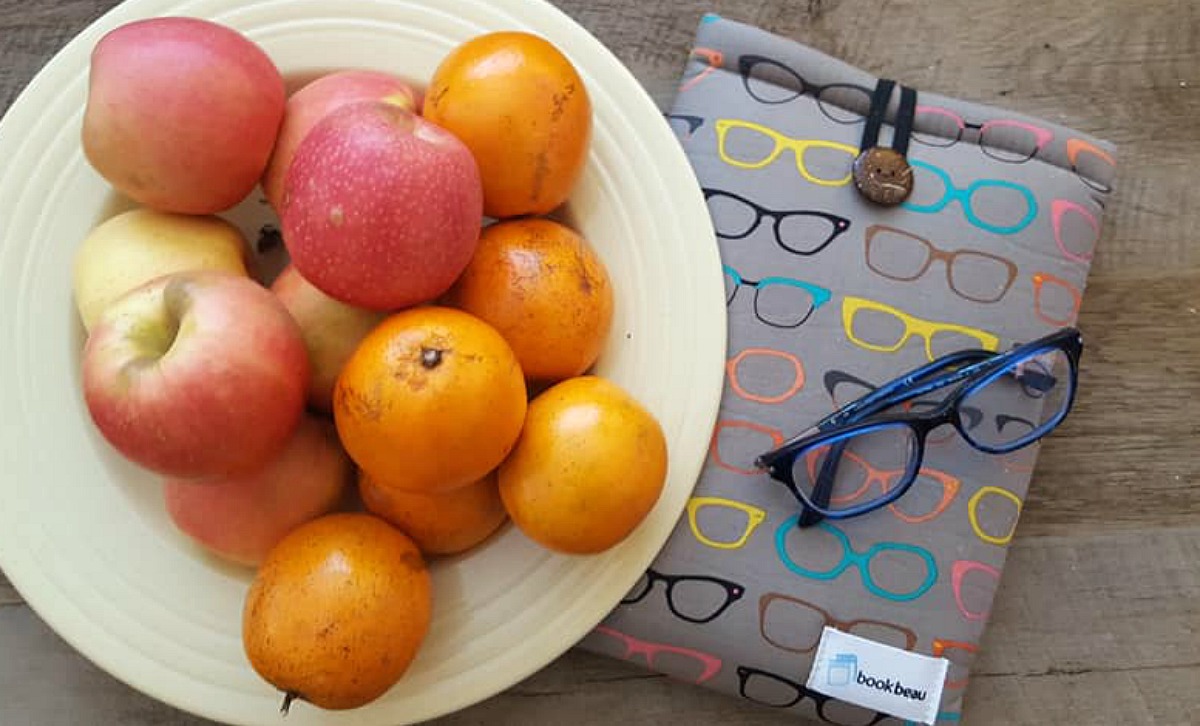 Reviews, Chews & HowTos Book Beau Sleeves (Review)