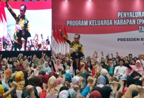 Sasar%2B15%252C6%2BJuta%2BPKM%252C%2BMensos%2BAgus-%2BAnggaran%2BPKH%2B2019%2BNaik%2BJadi%2BRp34%252C4%2BTriliun