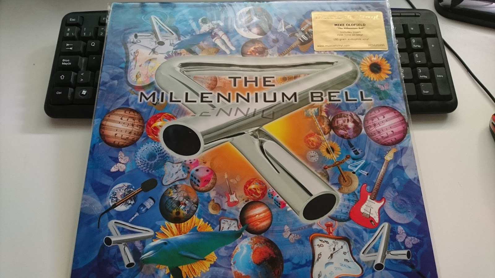 Mike Oldfield's Exposed 'The Millennium Bell' en LP, análisis