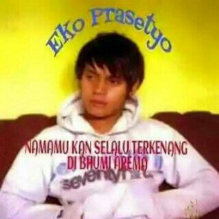 Tragis! Niat Datang Ingin Menjadi Supporter, Malah Tewas di Tangan Supporter Lawan Tragis! Niat Datang Ingin Menjadi Supporter, Malah Tewas di Tangan Supporter Lawan