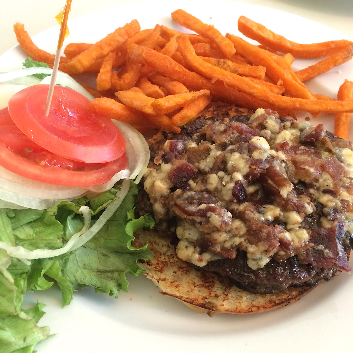 The dating burger dating美式餐廳, 靠北餐廳