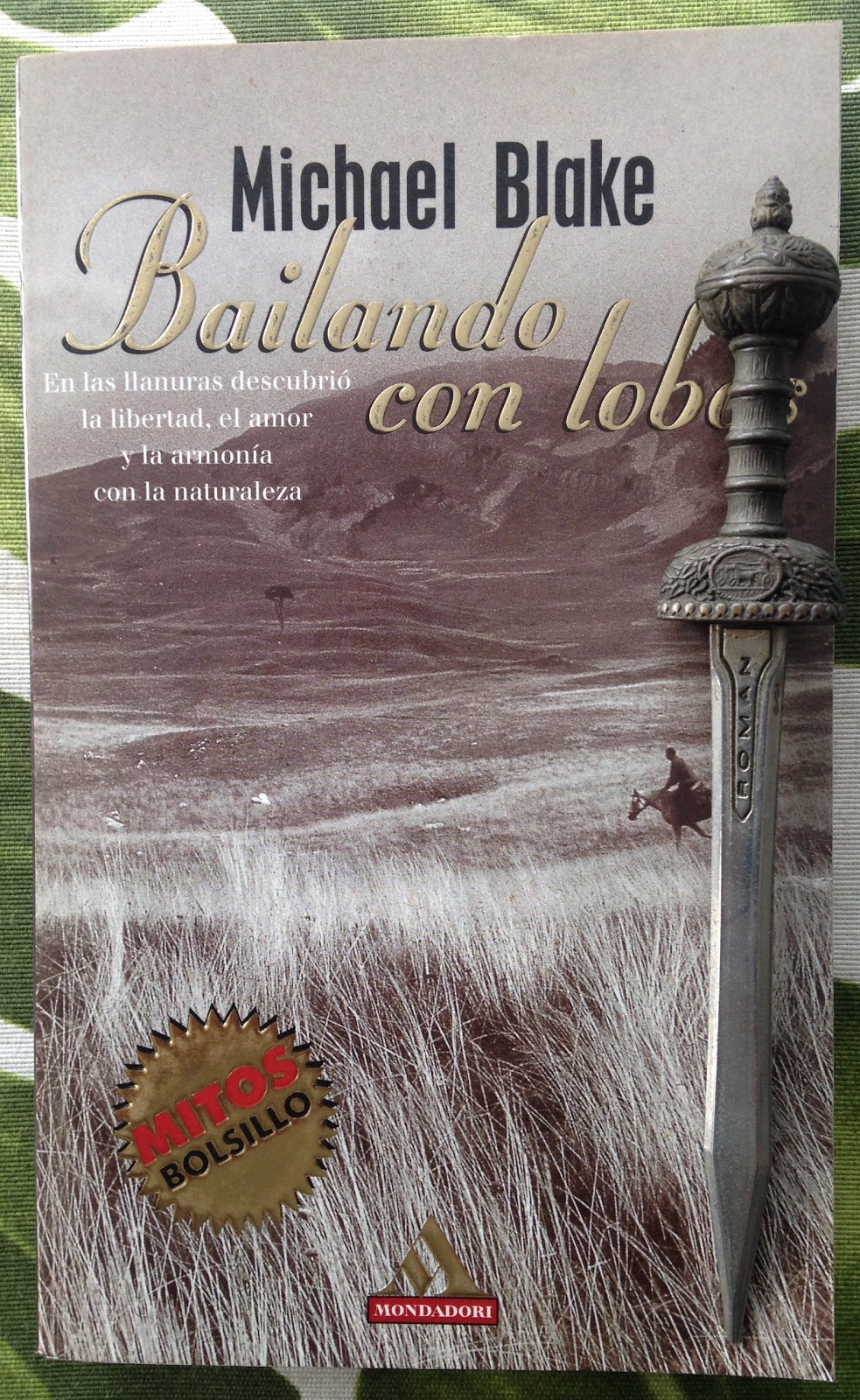 Bailando Con Los Lobos Manhwa Libros de Olethros: BAILANDO CON LOBOS. Michael Blake