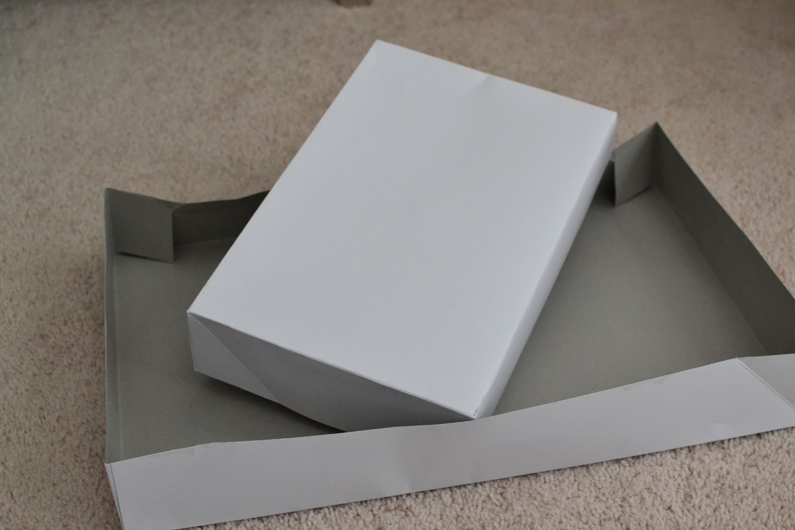 LaForce Be With You: How to make a whole box out of a shirt box lid or  bottom