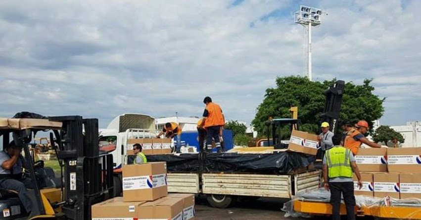 Paraguay envía más de 11 toneladas de ayuda al Perú para damnificados Paraguay envía más de 11 toneladas de ayuda al Perú para damnificados