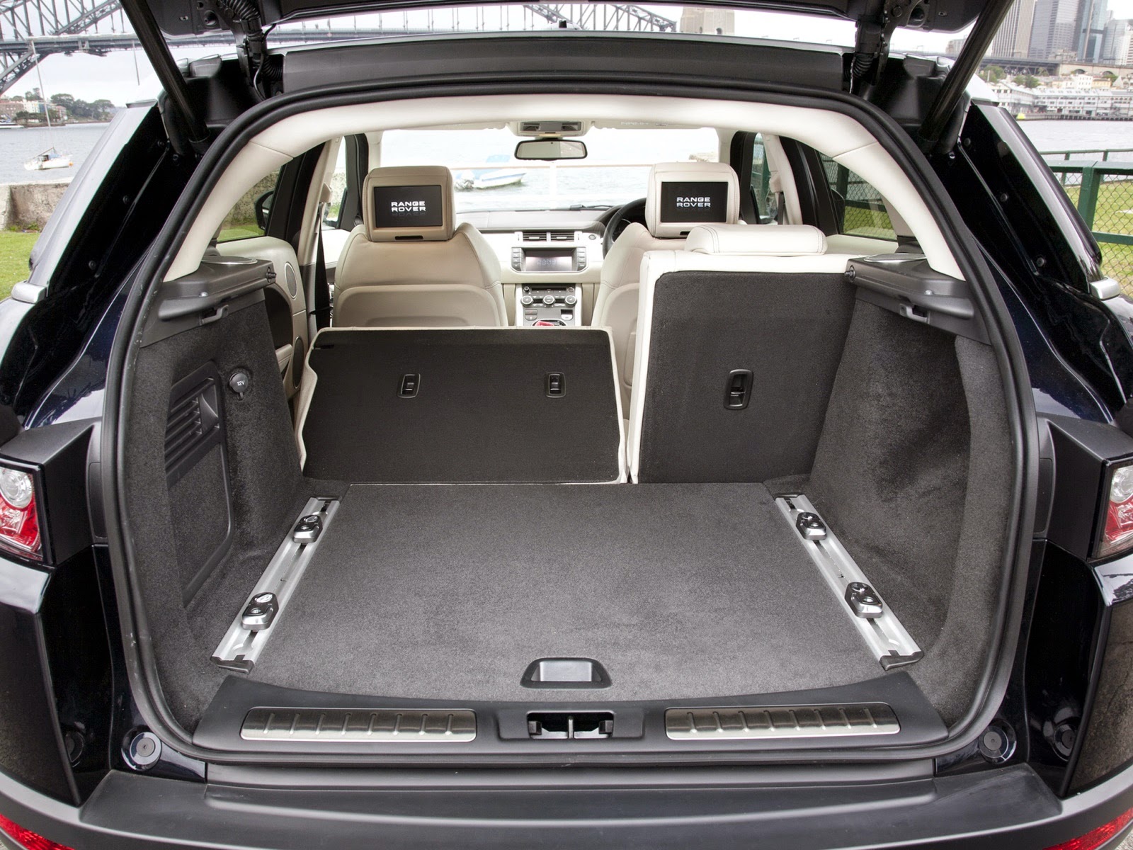 BEST CAR REVIEW 19 Range Rover Evoque The ultimate luxury compact