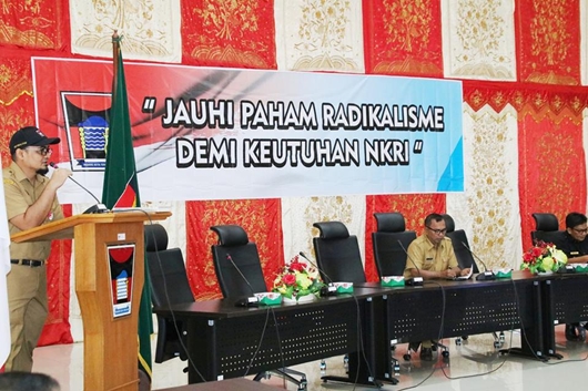 Kesbangpol Padang Terus Pantau Gerak-gerik HTI dan Paham Radikal