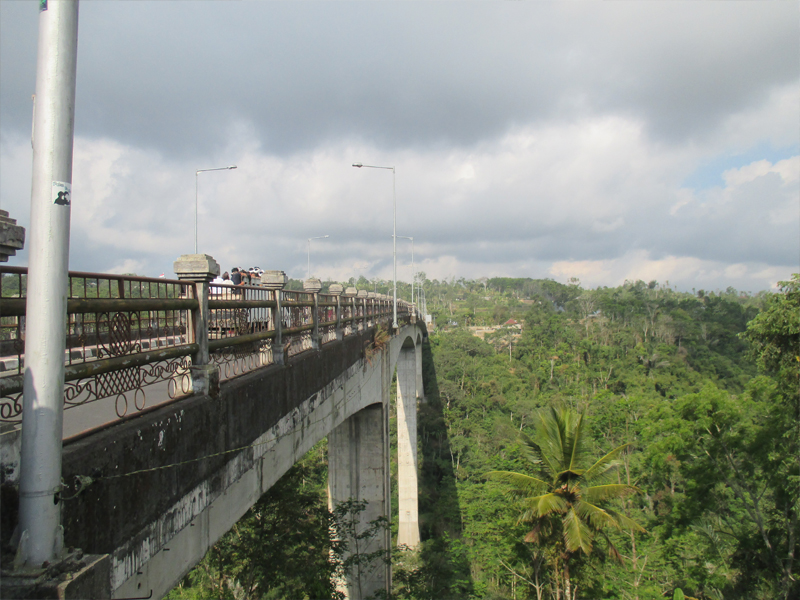Tempat Wisata Jembatan Tukad Bangkung (Plaga) Badung Bali