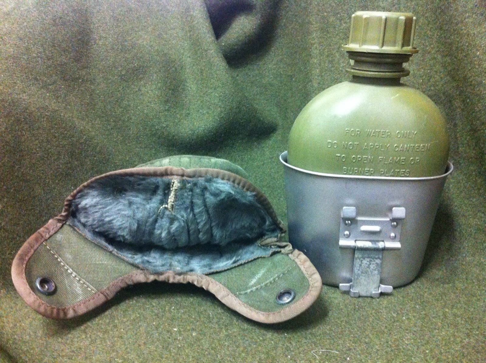 bingbabel US Army Plastic Canteen M1961 Year 1968