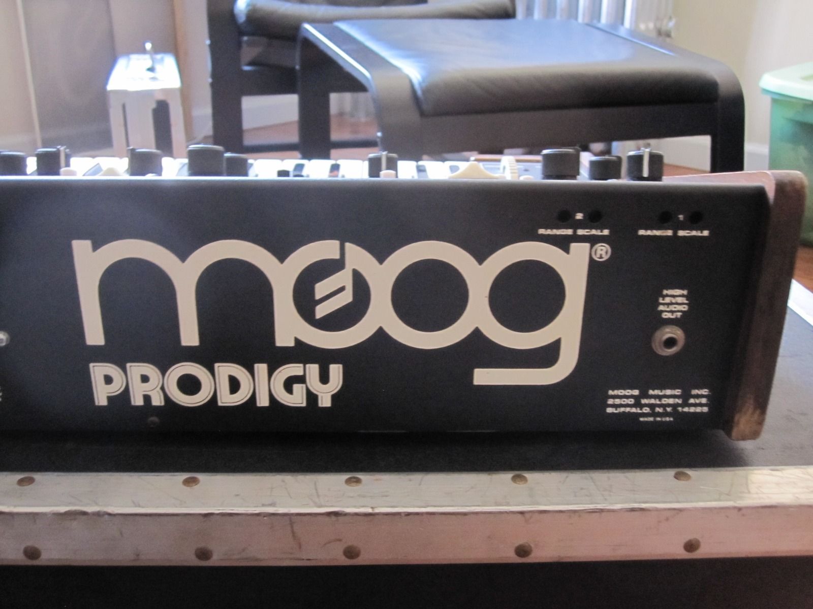 MATRIXSYNTH: Moog Prodigy with Anvil Case SN 6301